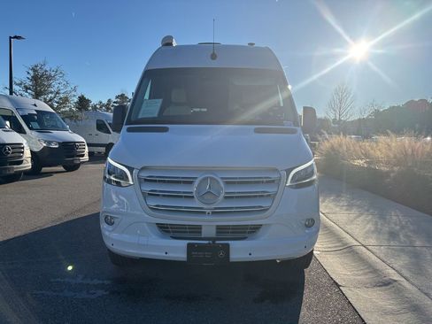 Used 2022 Mercedes-Benz Sprinter 2500 image 8