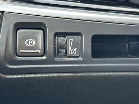 Certified 2024 Cadillac XT6 Premium Luxury image 37