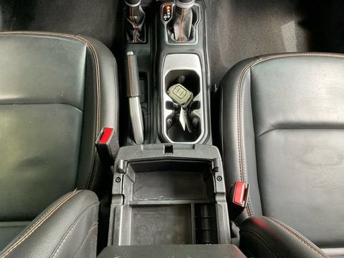 Used 2022 Jeep Gladiator Mojave w/ LED Lighting Group AWD/4WD image 11
