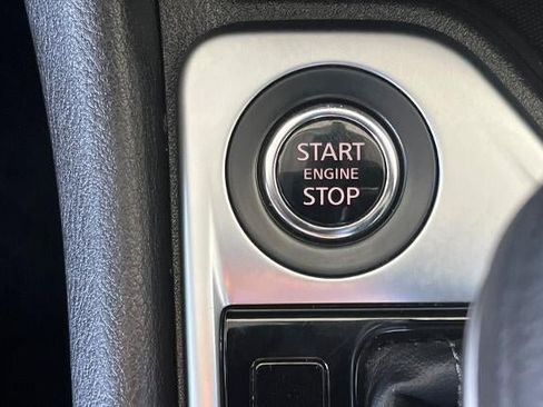 Used 2024 Nissan Sentra SV FWD image 31