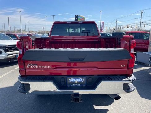 Used 2022 Chevrolet Silverado 2500 LT w/ Convenience Package image 14