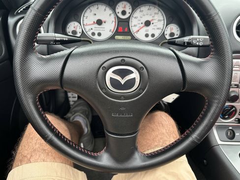 Used 2004 MAZDA MX-5 Miata MAZDASPEED RWD image 21