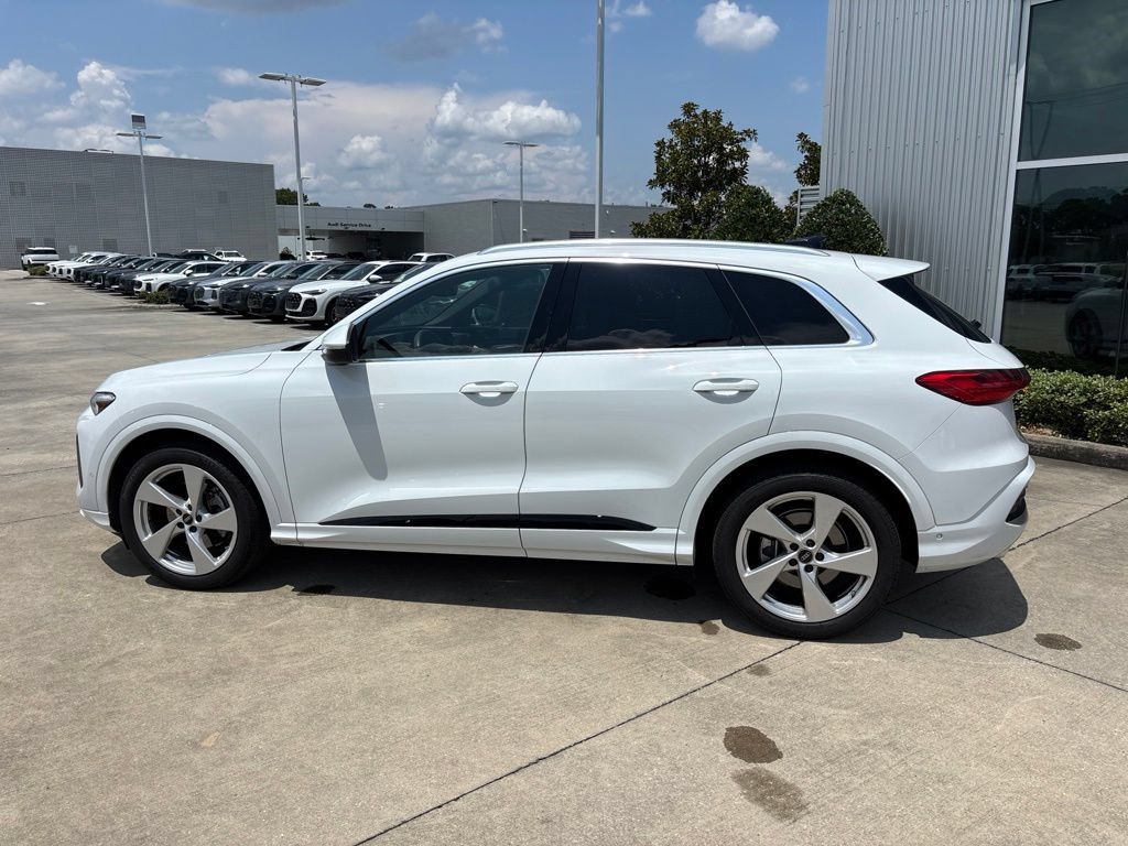 Used 2025 Audi Q5 Prestige AWD/4WD image 8