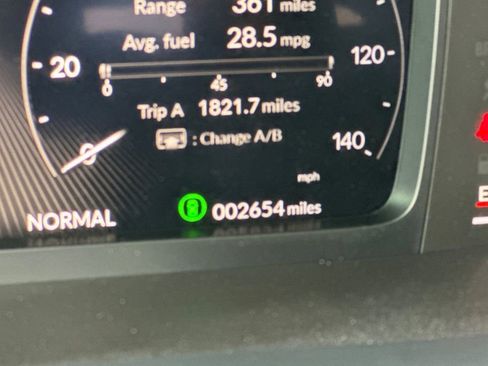 Certified 2025 Acura ADX AWD image 28