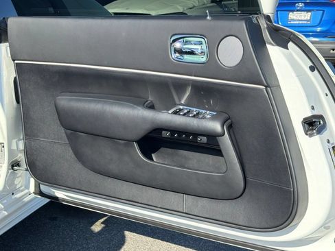 Used 2016 Rolls-Royce Wraith RWD image 13