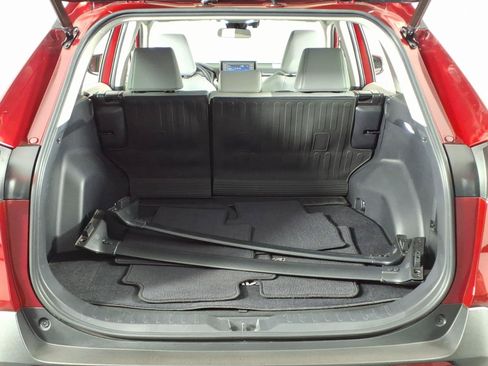 Used 2021 Toyota RAV4 XLE Premium FWD image 14