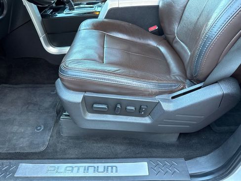 Used 2011 Ford F150 Platinum image 33