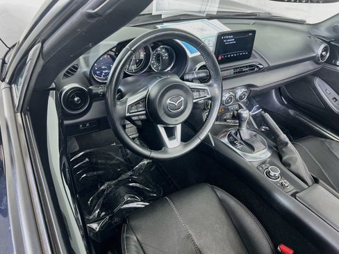 Used 2020 MAZDA MX-5 Miata RF Grand Touring RWD image 21