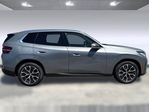 Used 2025 BMW X3 xDrive30 w/ Convenience Package AWD/4WD image 7