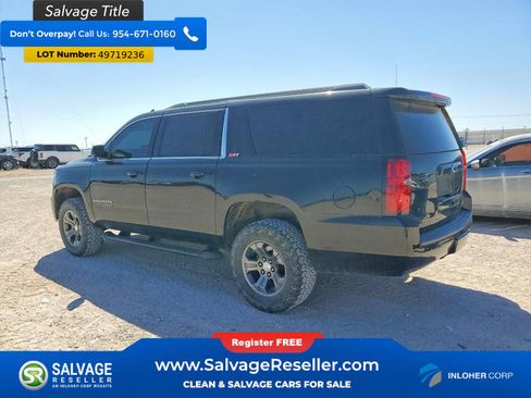 Used 2018 Chevrolet Suburban LT image 3