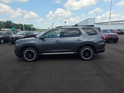 Used 2026 Honda Pilot Touring image 6