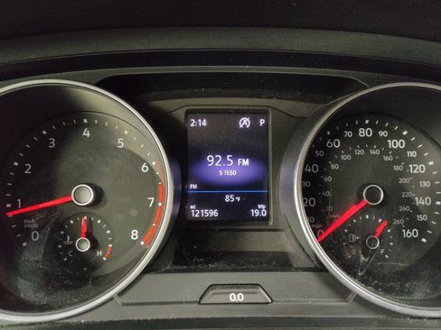 Used 2019 Volkswagen Tiguan S w/ Driver Assistance Package FWD image 23
