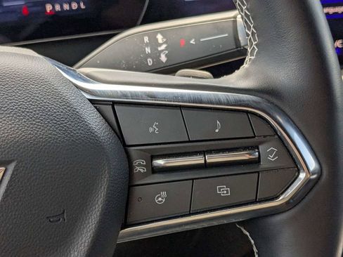Used 2026 Chevrolet Traverse LT FWD image 24