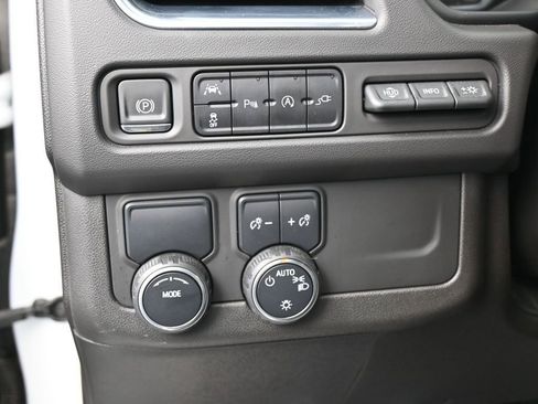 Used 2021 Chevrolet Tahoe High Country RWD image 17