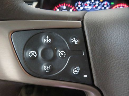Used 2015 GMC Yukon XL Denali w/ Touring Package AWD/4WD image 33