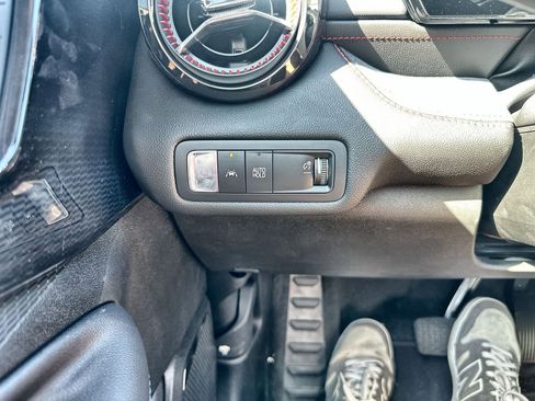 New 2025 Chevrolet Blazer EV RS image 16