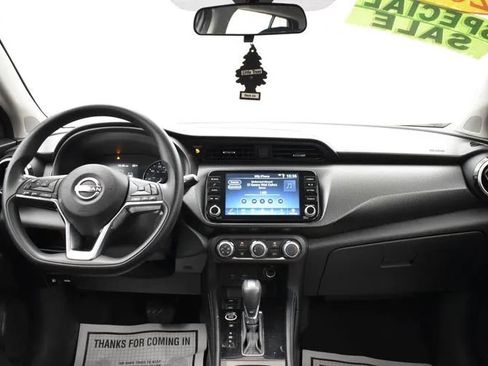 Used 2024 Nissan Kicks SV FWD image 19