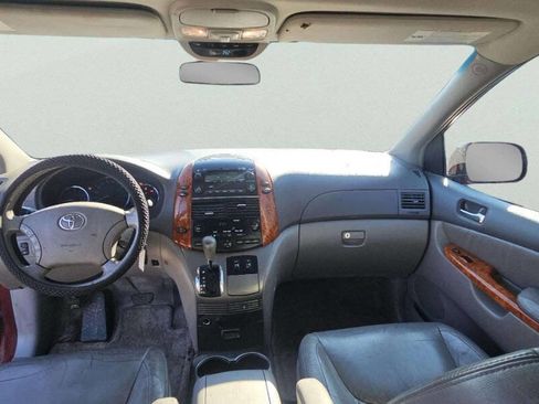 Used 2006 Toyota Sienna image 9