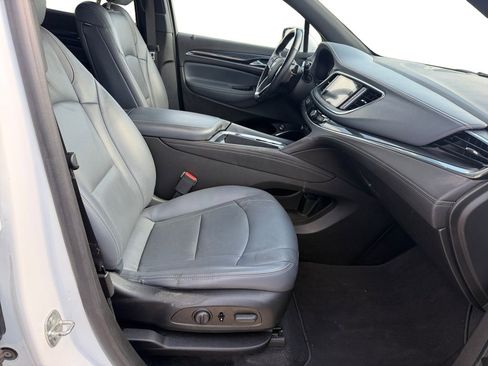 Used 2023 Buick Enclave Essence w/ Experience Buick Package image 15