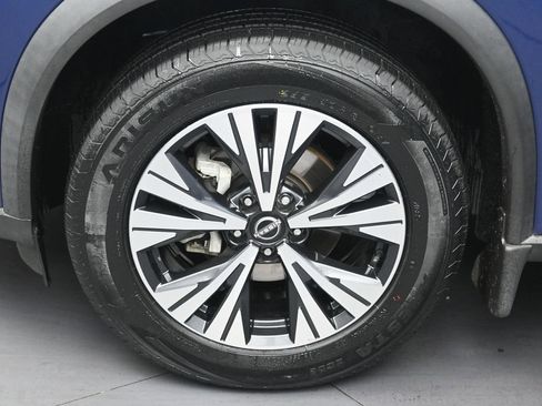 Used 2022 Nissan Rogue SV FWD image 31