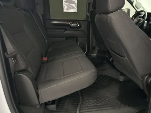 Used 2024 Chevrolet Silverado 2500 LT AWD/4WD image 24