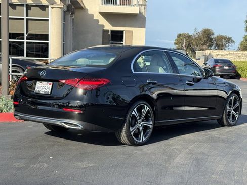 Used 2025 Mercedes-Benz C 300 Sedan image 11