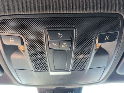 Used 2020 Mercedes-Benz GLA 250 4MATIC image 20