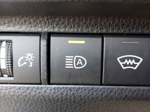 Used 2024 Toyota RAV4 XSE w/ Advanced Technology Package image 39