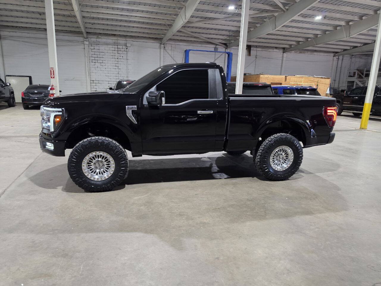 Used 2025 Ford F150 XL AWD/4WD image 5