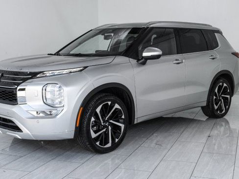 Used 2022 Mitsubishi Outlander SEL image 53