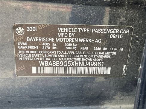 Used 2017 BMW 330i Sedan image 10