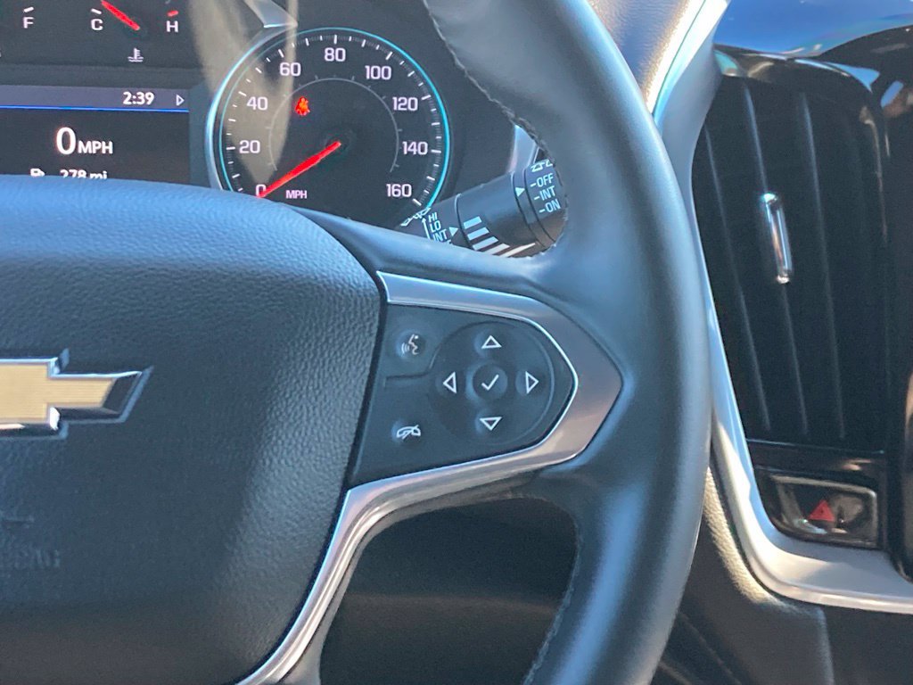 Used 2023 Chevrolet Traverse LT AWD/4WD image 7