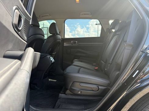 Certified 2025 Kia Sorento S FWD image 20