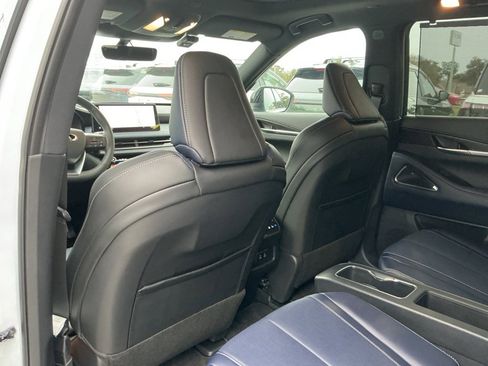 Certified 2026 INFINITI QX60 Sport w/ Dark Cargo Package image 29