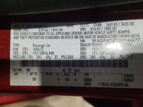 Used 2016 Ford Fiesta Titanium FWD image 33