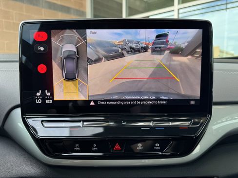 Used 2023 Volkswagen ID.4 Pro S Plus image 19