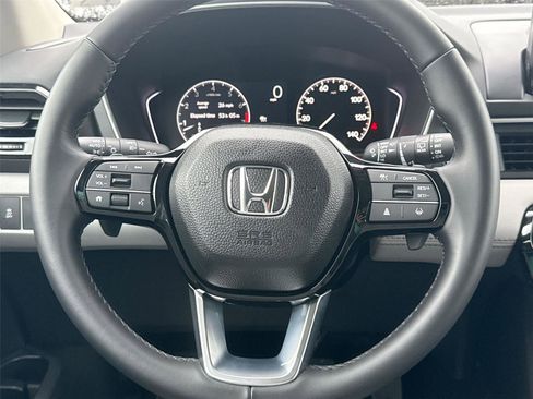 Certified 2025 Honda Pilot EX-L image 26