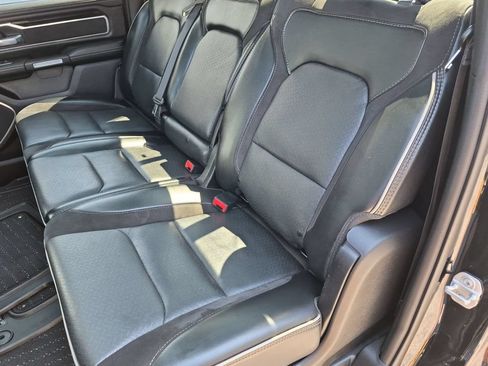 Used 2019 RAM 1500 Laramie AWD/4WD image 25
