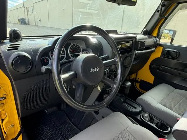 Used 2008 Jeep Wrangler Rubicon AWD/4WD image 16