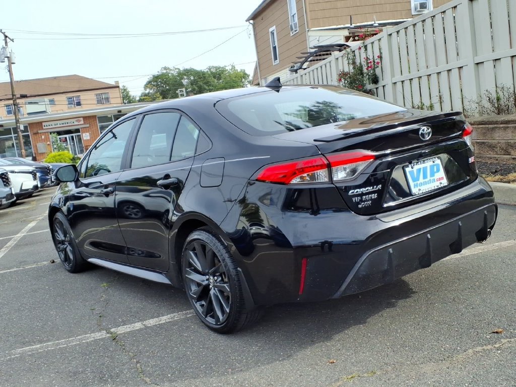 Used 2024 Toyota Corolla SE FWD image 4