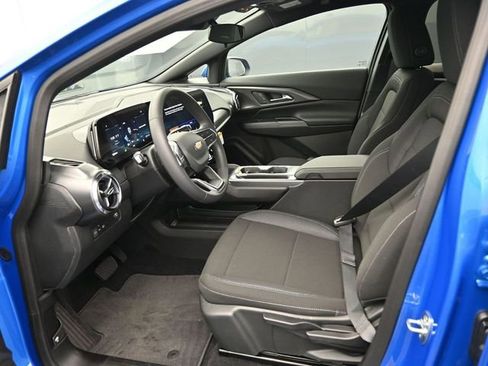 New 2026 Chevrolet Equinox EV LT image 14