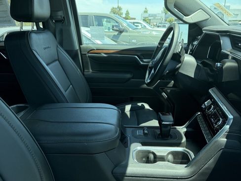 Used 2026 GMC Sierra 1500 Denali w/ Technology Package AWD/4WD image 7