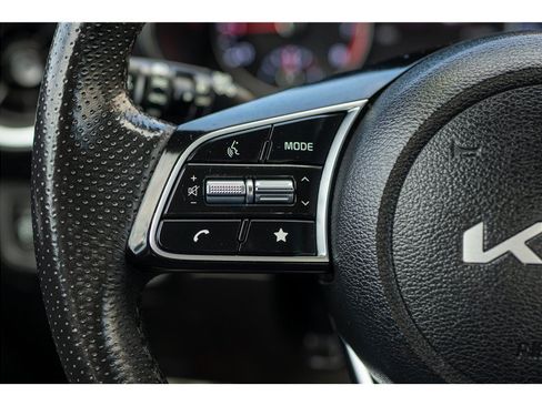 Used 2023 Kia Forte LXS w/ LXS Technology Package FWD image 9