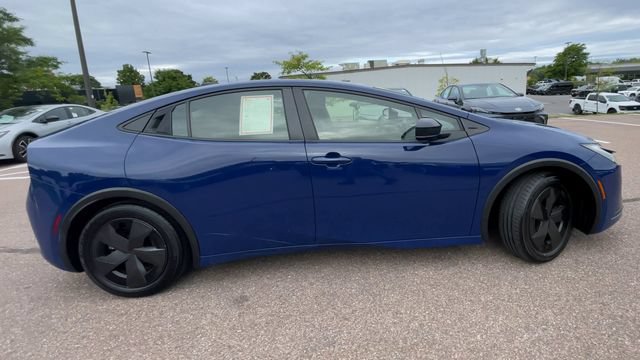 Used 2024 Toyota Prius LE FWD image 9