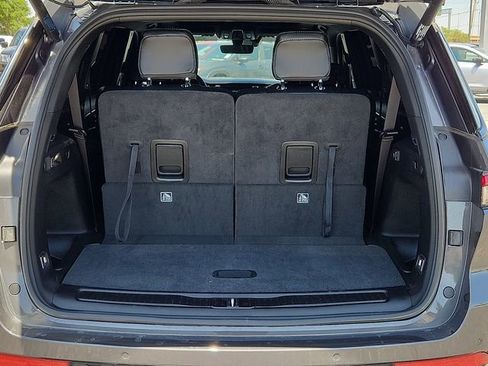 Used 2025 Jeep Grand Cherokee L Altitude AWD/4WD image 9