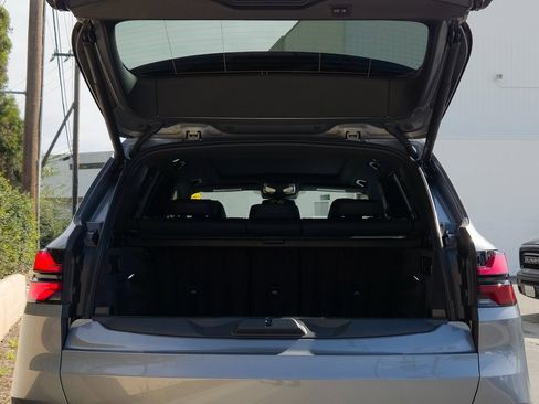 Used 2026 BMW X5 xDrive40i w/ Premium Package image 24