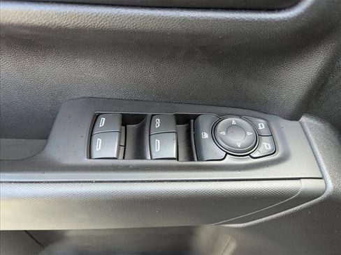 Used 2019 Chevrolet Silverado 1500 Custom w/ Custom Value Package image 7