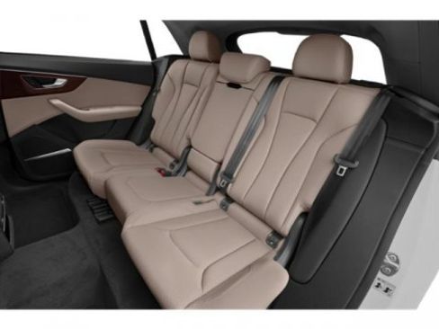 Used 2019 Audi Q8 Premium Plus image 16