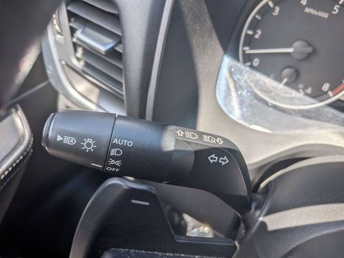 Used 2024 Nissan Rogue SV AWD/4WD image 26
