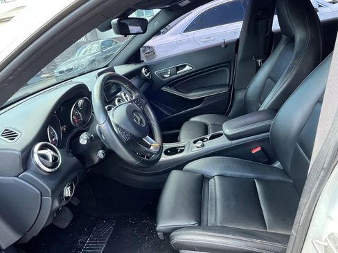 Used 2017 Mercedes-Benz CLA 250 4MATIC image 9